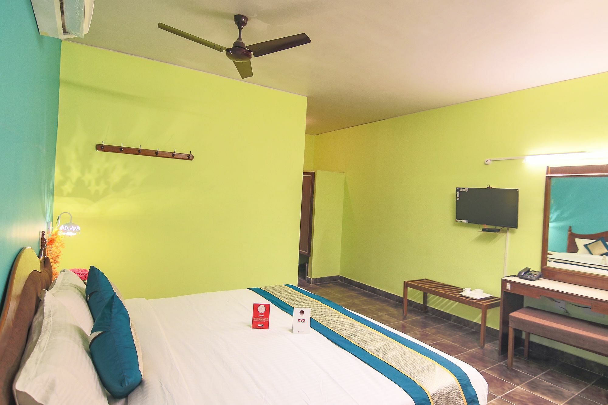 Oyo 10709 Hotel Sbt Visakhapatnam Extérieur photo