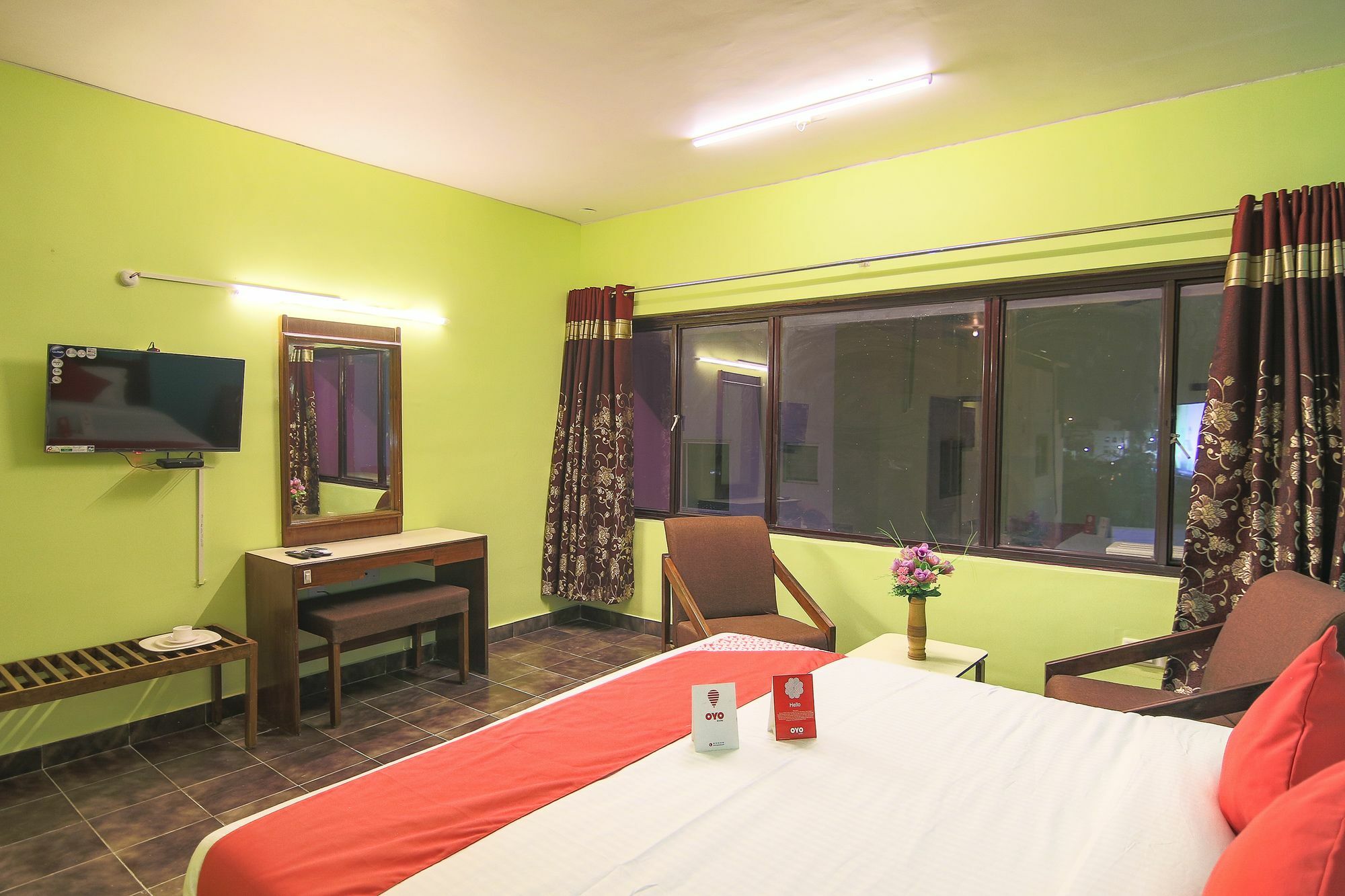 Oyo 10709 Hotel Sbt Visakhapatnam Extérieur photo