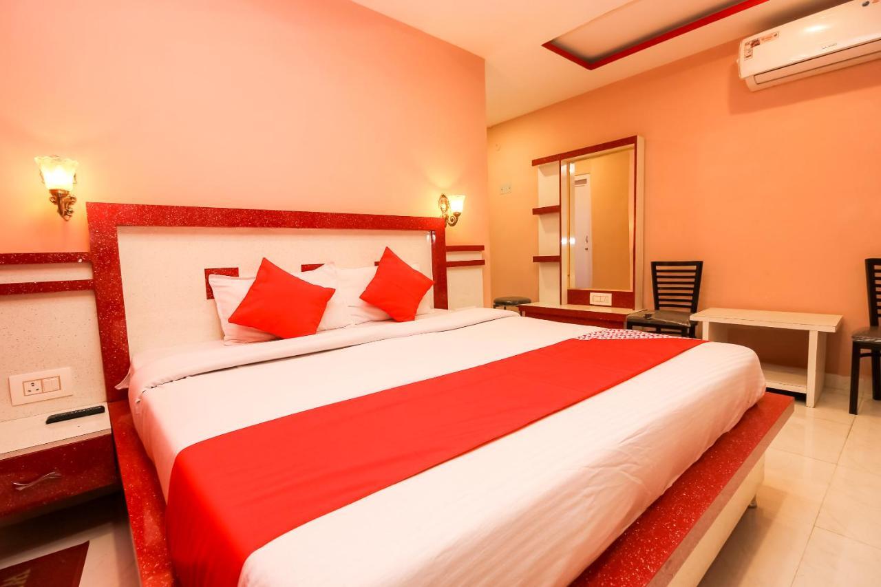 Oyo 10709 Hotel Sbt Visakhapatnam Extérieur photo
