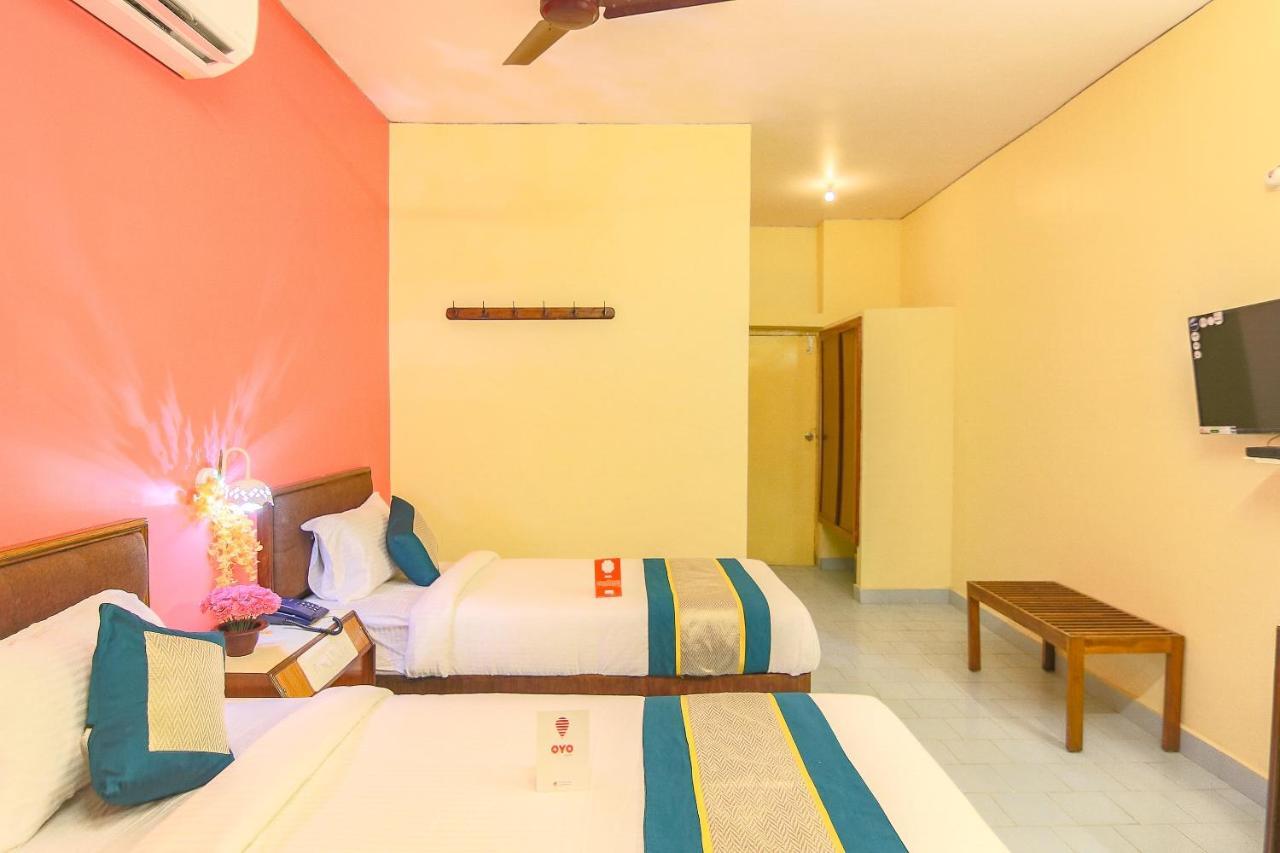 Oyo 10709 Hotel Sbt Visakhapatnam Extérieur photo