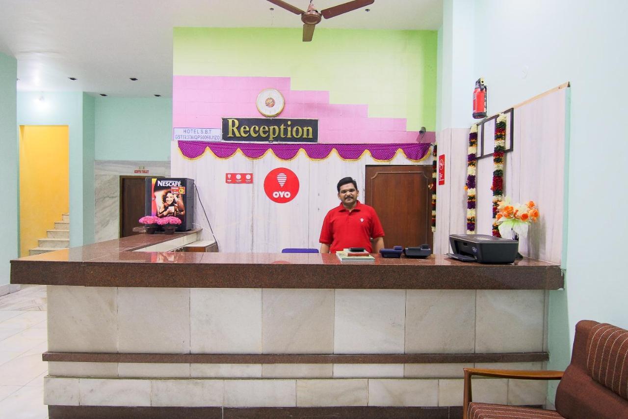 Oyo 10709 Hotel Sbt Visakhapatnam Extérieur photo